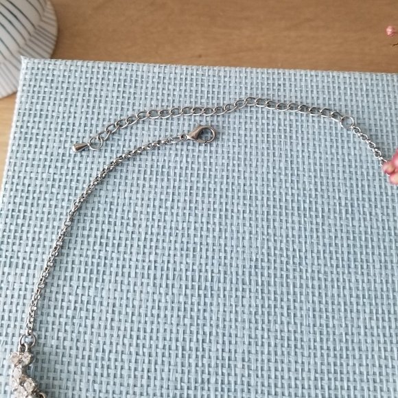 Faux Pearl and Rhinestones Silver Necklace – for weddings/ bridesmaids - Picture 4 of 5